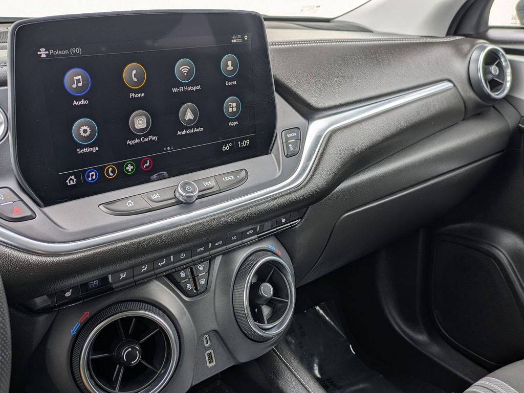Thumbnail: 2025 Chevrolet Blazer - 15