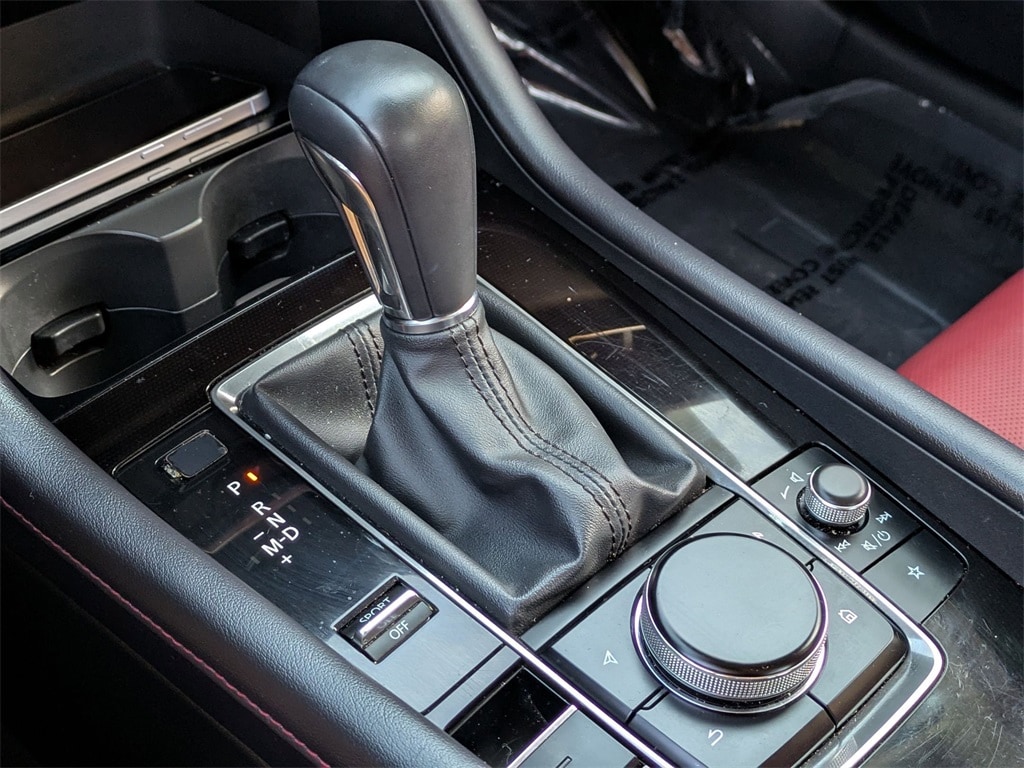 Thumbnail: 2025 Mazda Mazda3 - 18