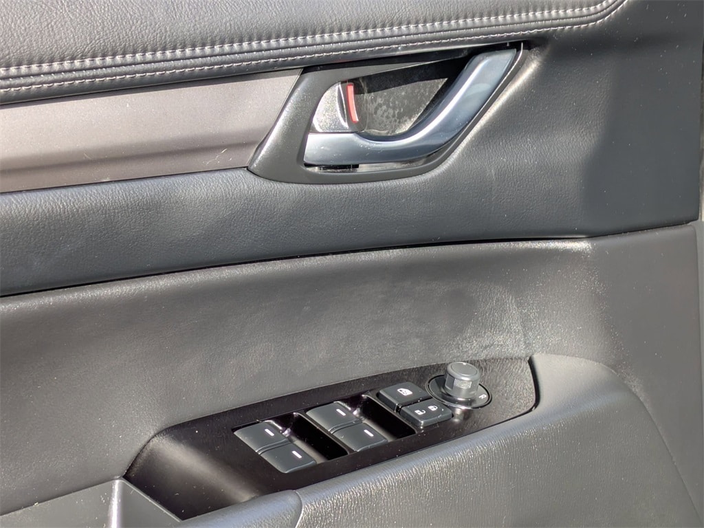 Thumbnail: 2025 Mazda CX-5 - 13