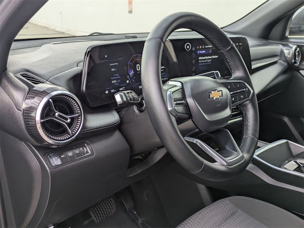 Thumbnail: 2025 Chevrolet Equinox - 15