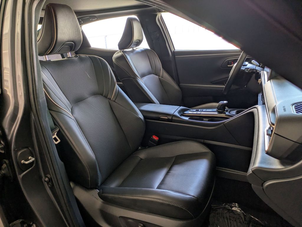 Thumbnail: 2024 Toyota Crown - 28