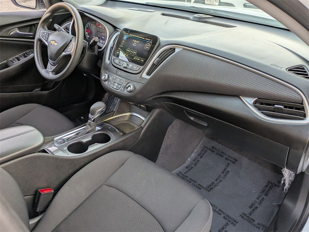 Thumbnail: 2023 Chevrolet Malibu - 29