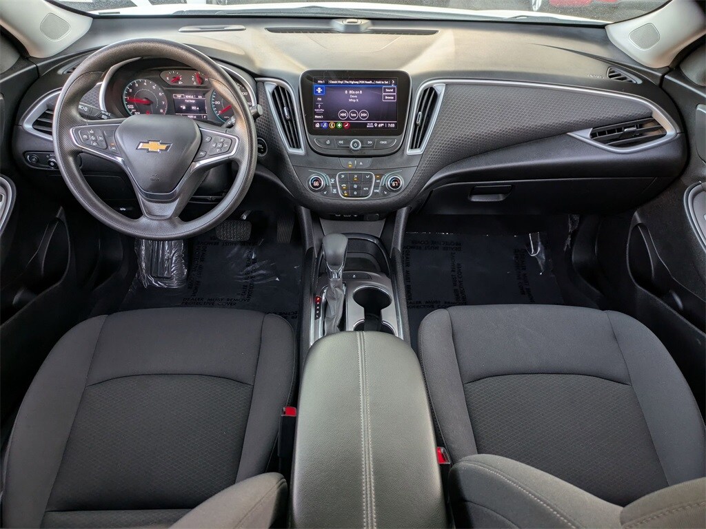 Thumbnail: 2023 Chevrolet Malibu - 25