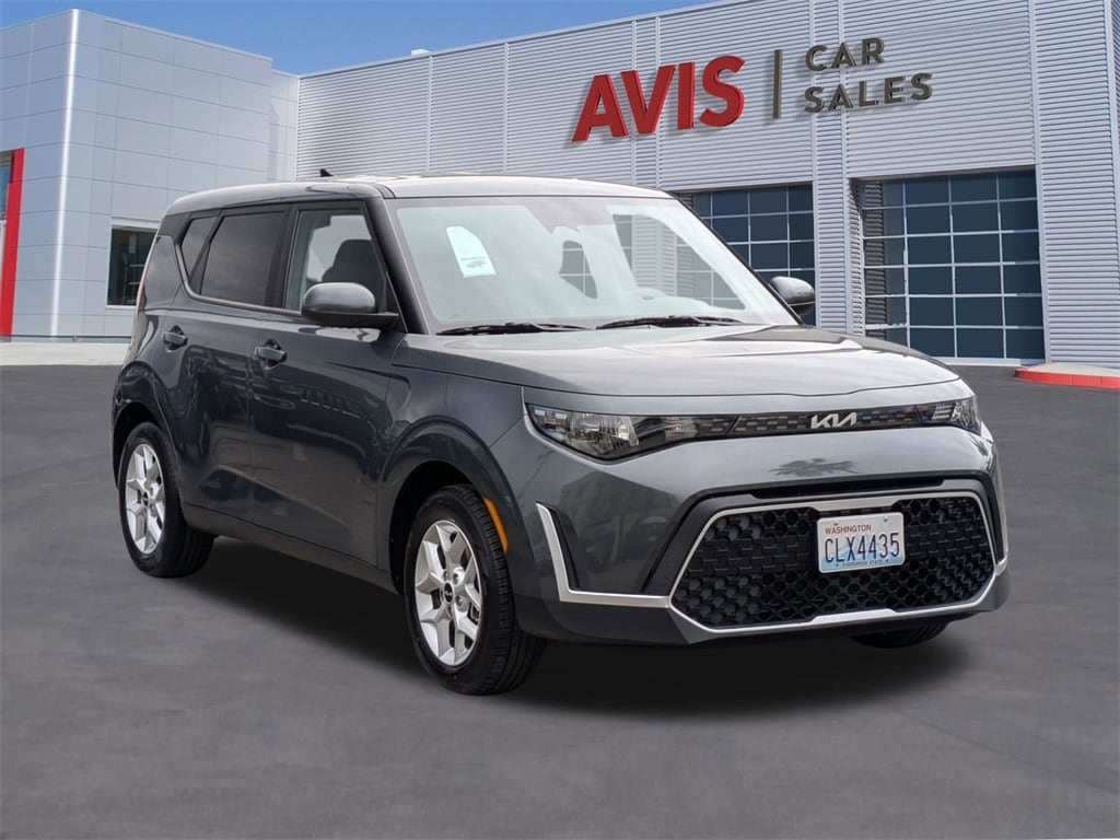 Thumbnail: 2024 Kia Soul - 3