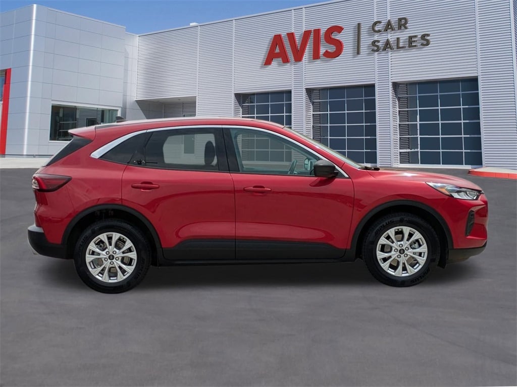 Thumbnail: 2023 Ford Escape - 5