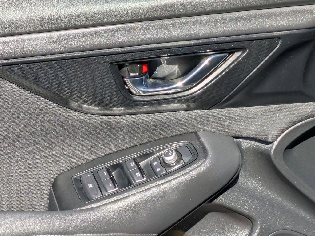 Thumbnail: 2025 Subaru Outback - 13