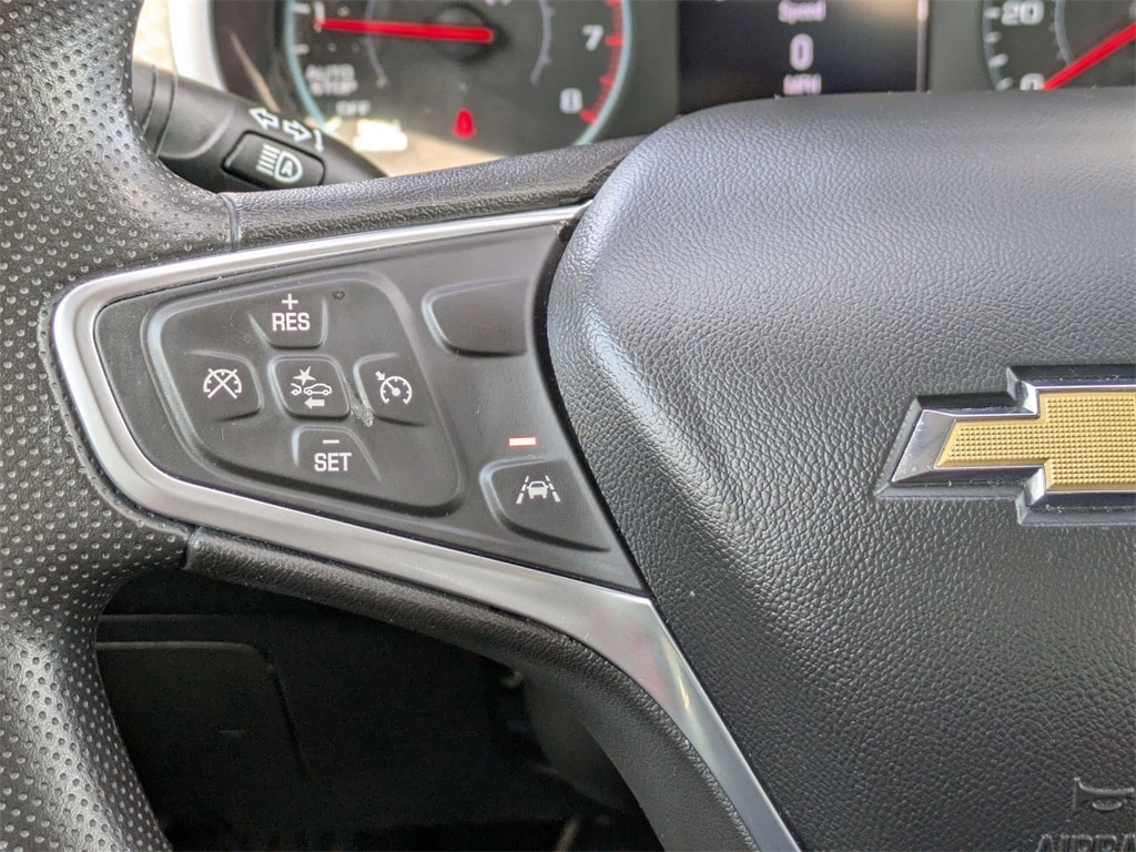 Thumbnail: 2023 Chevrolet Malibu - 20