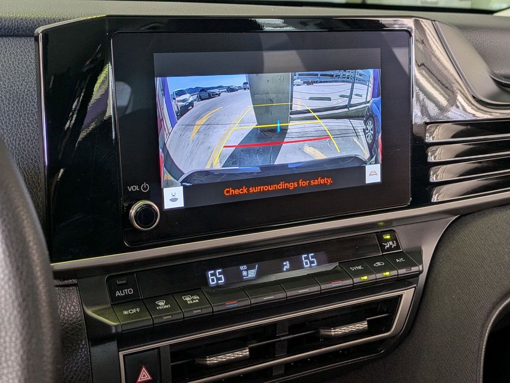 Thumbnail: 2025 Toyota Camry - 16