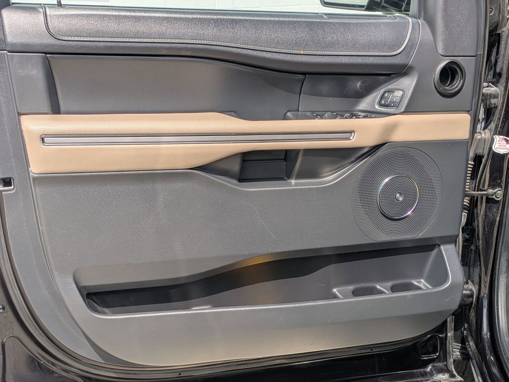 Thumbnail: 2024 Ford Expedition - 11