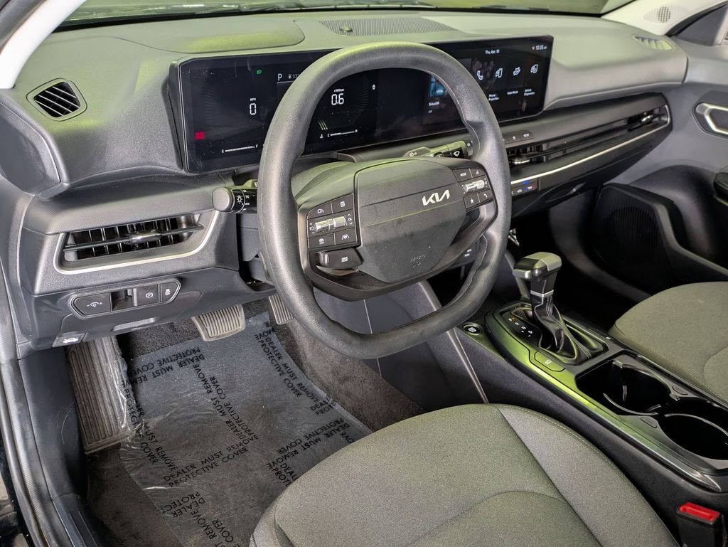 Thumbnail: 2025 Kia K4 - 14