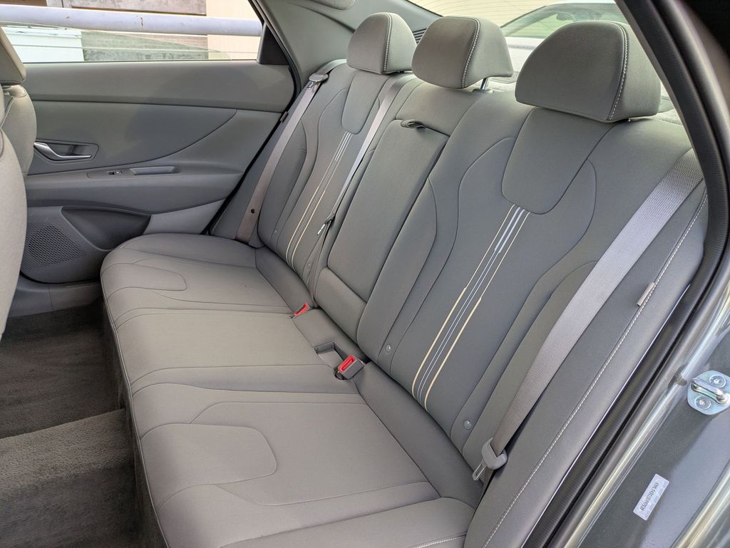 Thumbnail: 2025 Hyundai Elantra - 24