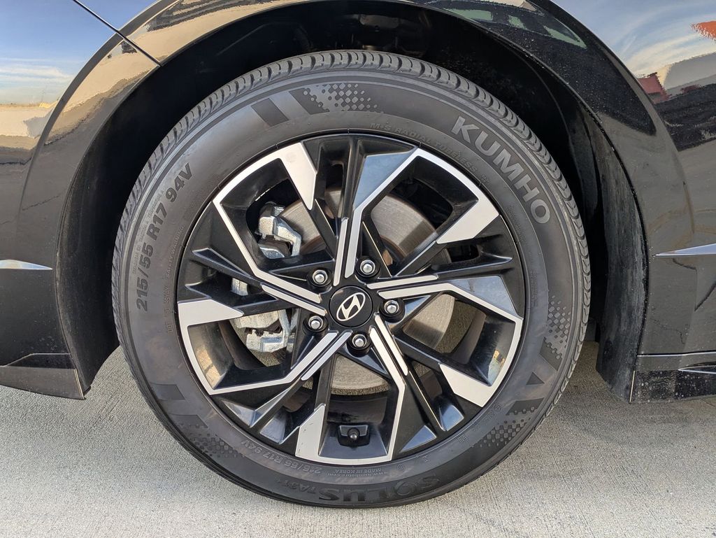 Thumbnail: 2025 Hyundai Sonata - 31