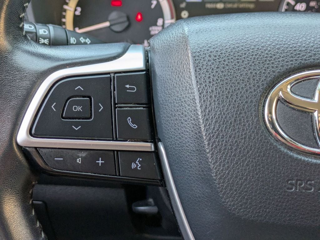 Thumbnail: 2024 Toyota Highlander - 20