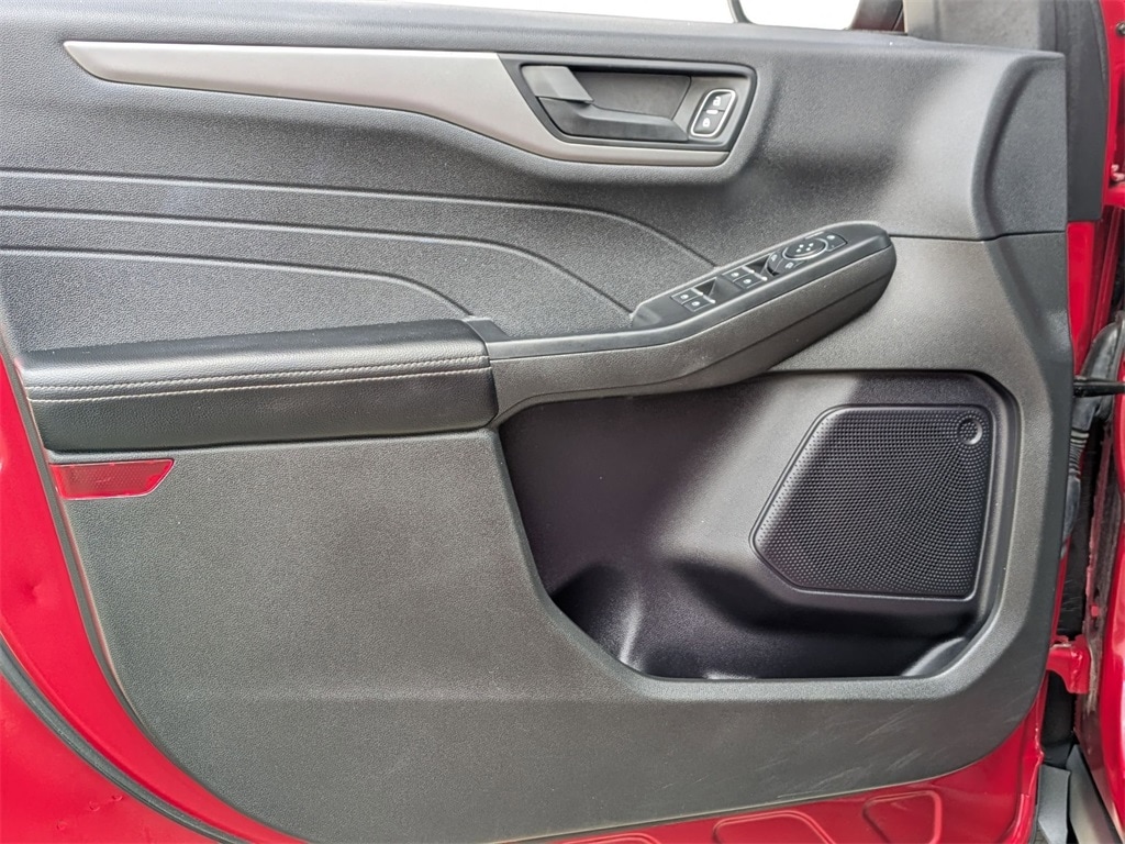 Thumbnail: 2023 Ford Escape - 11