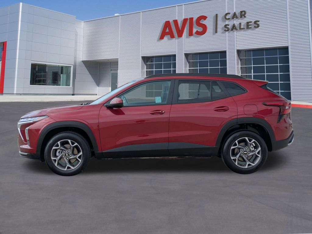 Thumbnail: 2025 Chevrolet Trax - 10