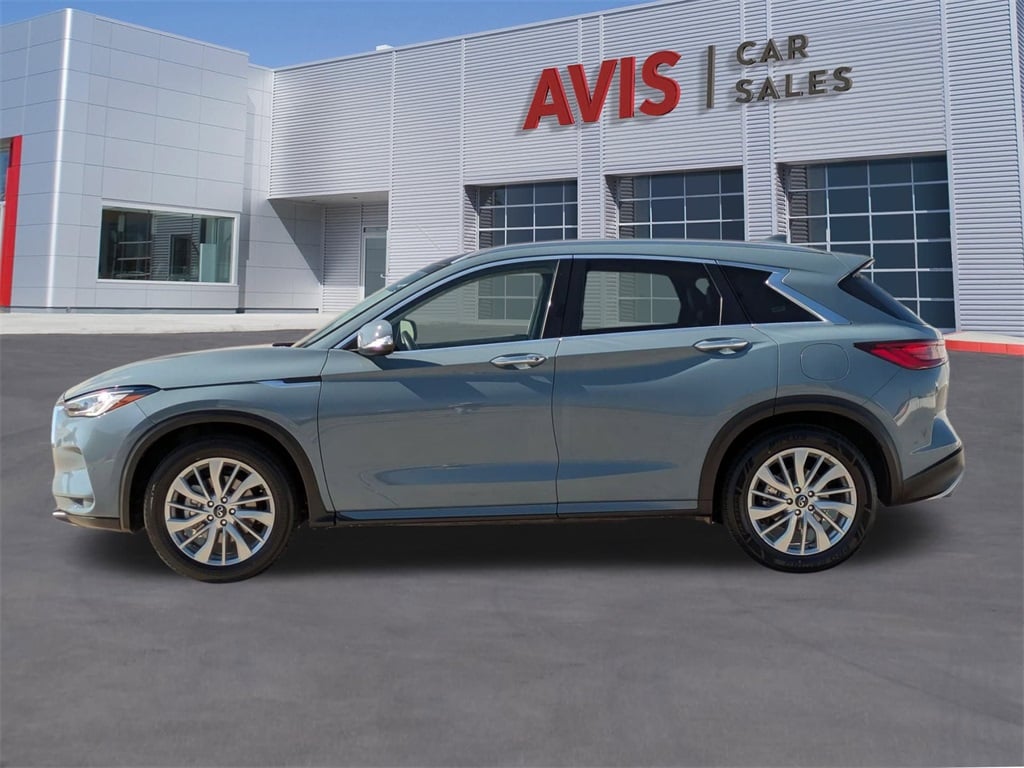 Thumbnail: 2024 INFINITI QX50 - 10