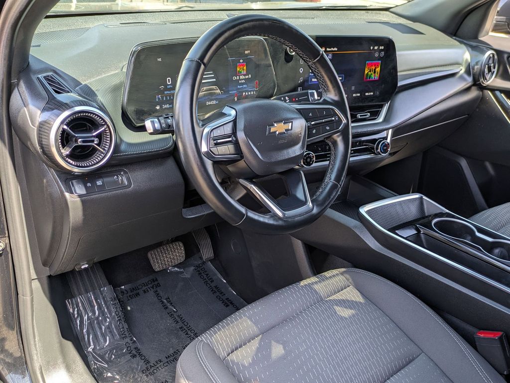 Thumbnail: 2025 Chevrolet Equinox - 14