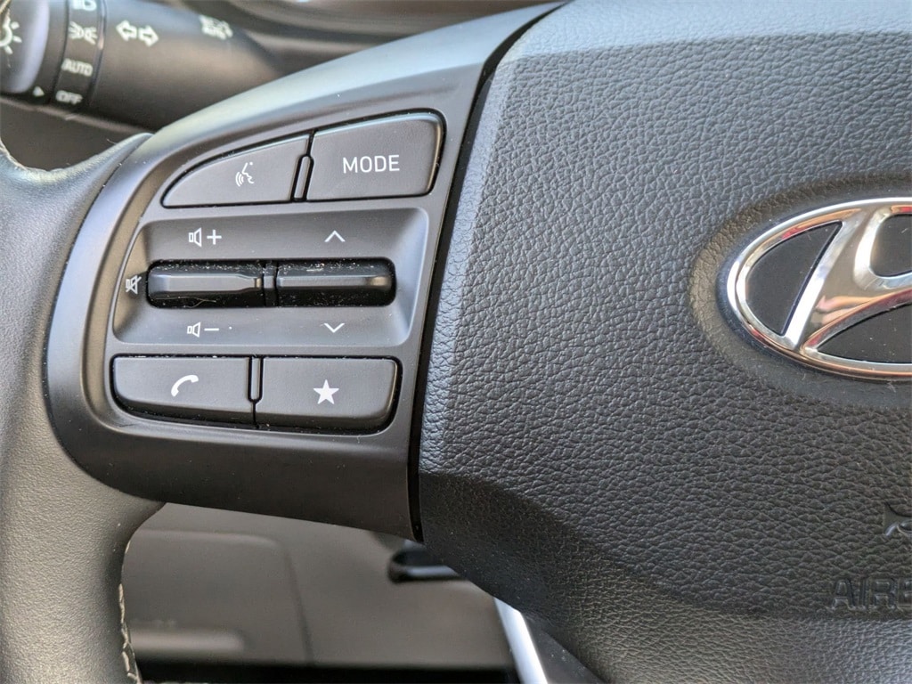 Thumbnail: 2025 Hyundai Venue - 20