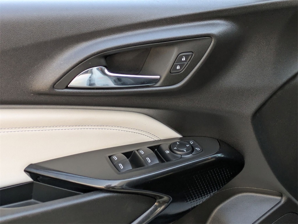 Thumbnail: 2025 Chevrolet Trax - 13