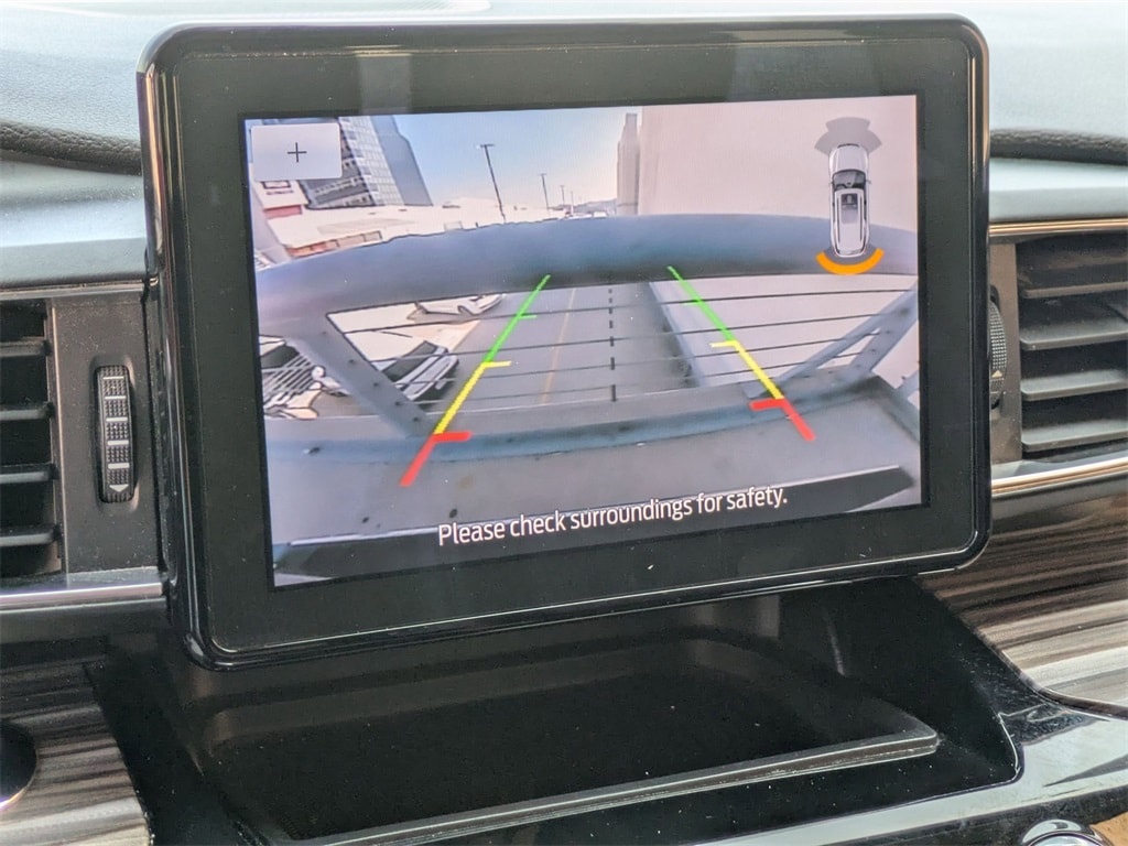 Thumbnail: 2023 Ford Explorer - 16