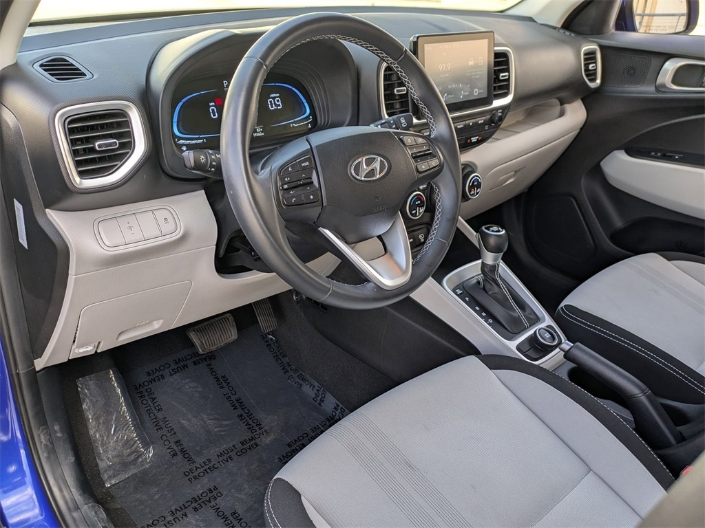 Thumbnail: 2025 Hyundai Venue - 14