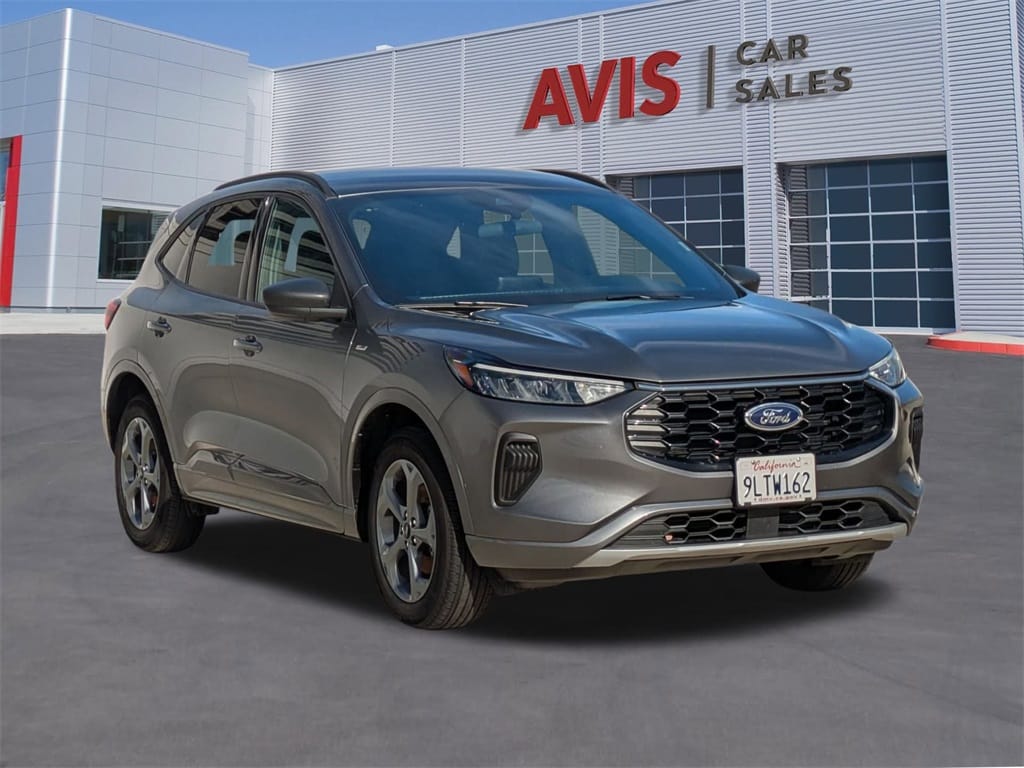 Thumbnail: 2024 Ford Escape - 3