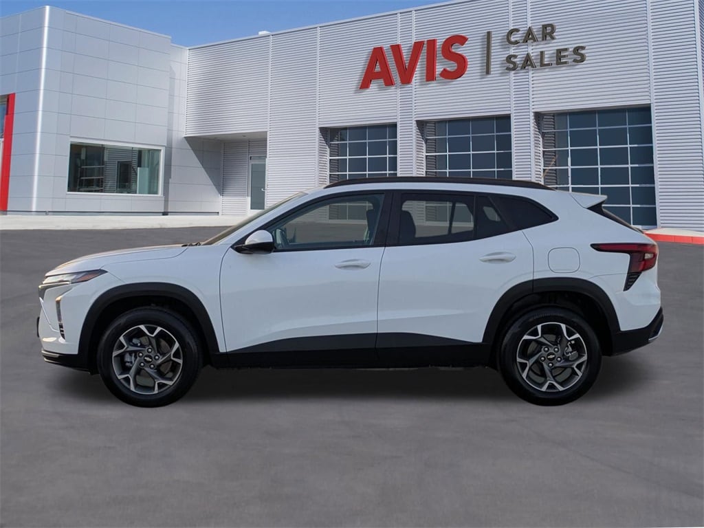 Thumbnail: 2025 Chevrolet Trax - 10