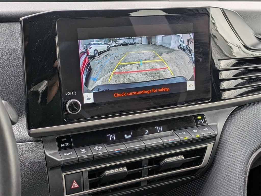 Thumbnail: 2025 Toyota Camry - 16