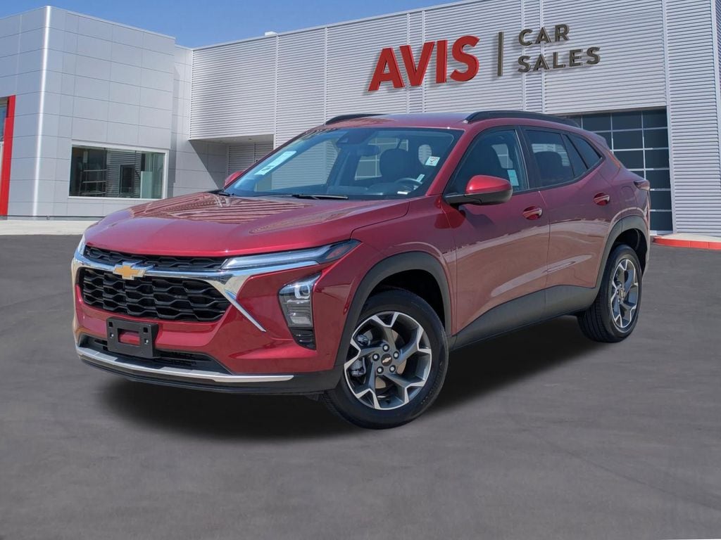 2025 Chevrolet Trax LT's photo