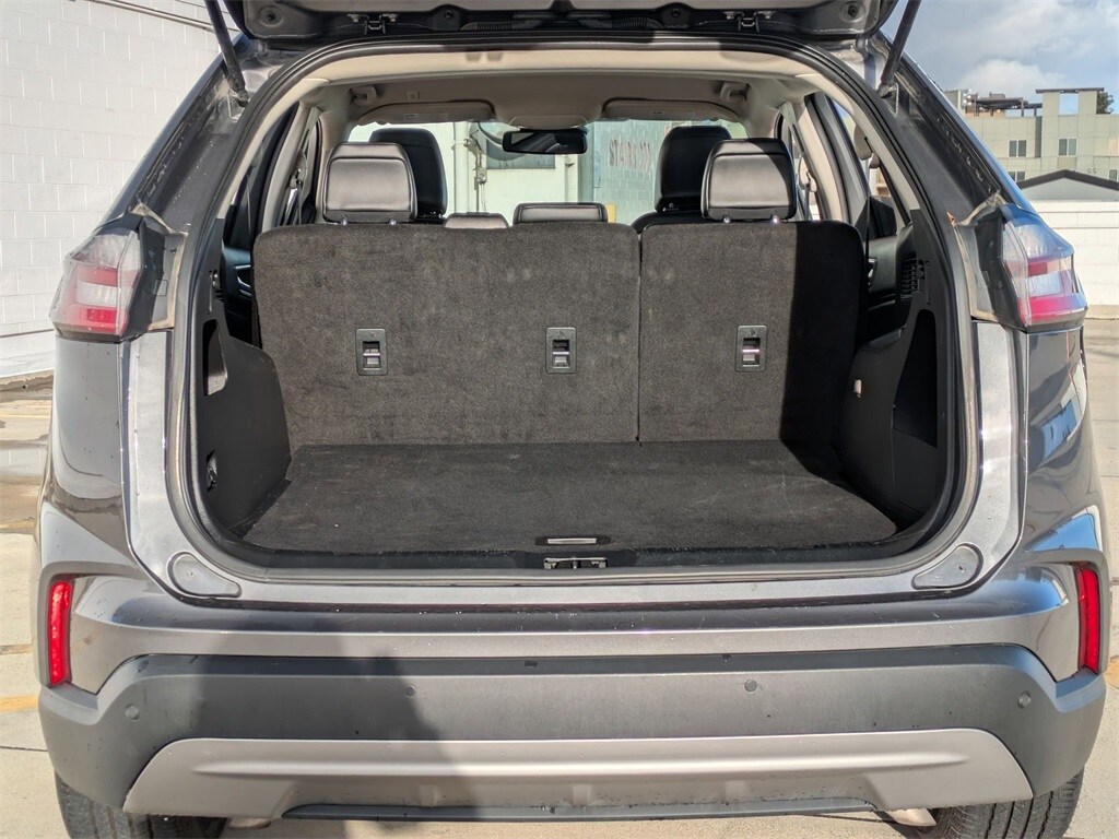 Thumbnail: 2024 Ford Edge - 26