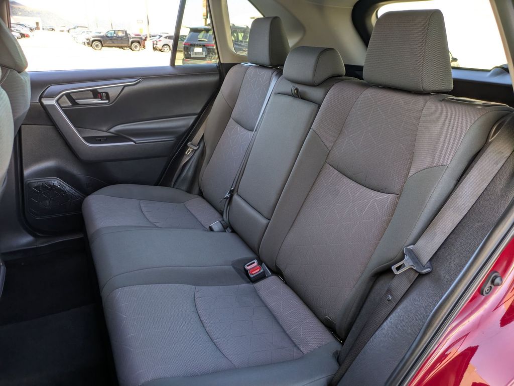 Thumbnail: 2025 Toyota RAV4 - 24