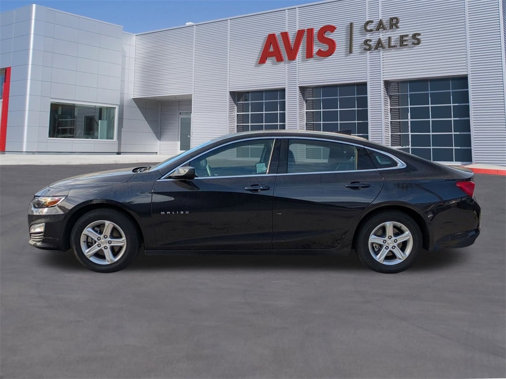 Thumbnail: 2023 Chevrolet Malibu - 10