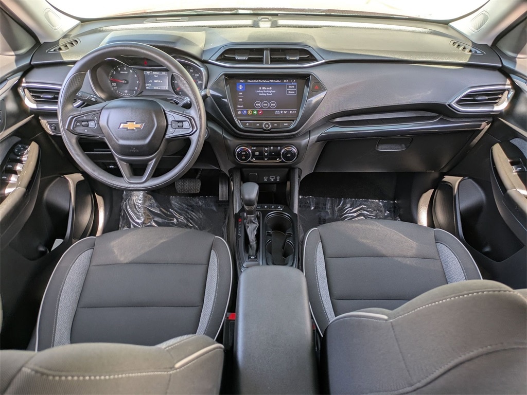 Thumbnail: 2023 Chevrolet TrailBlazer - 25