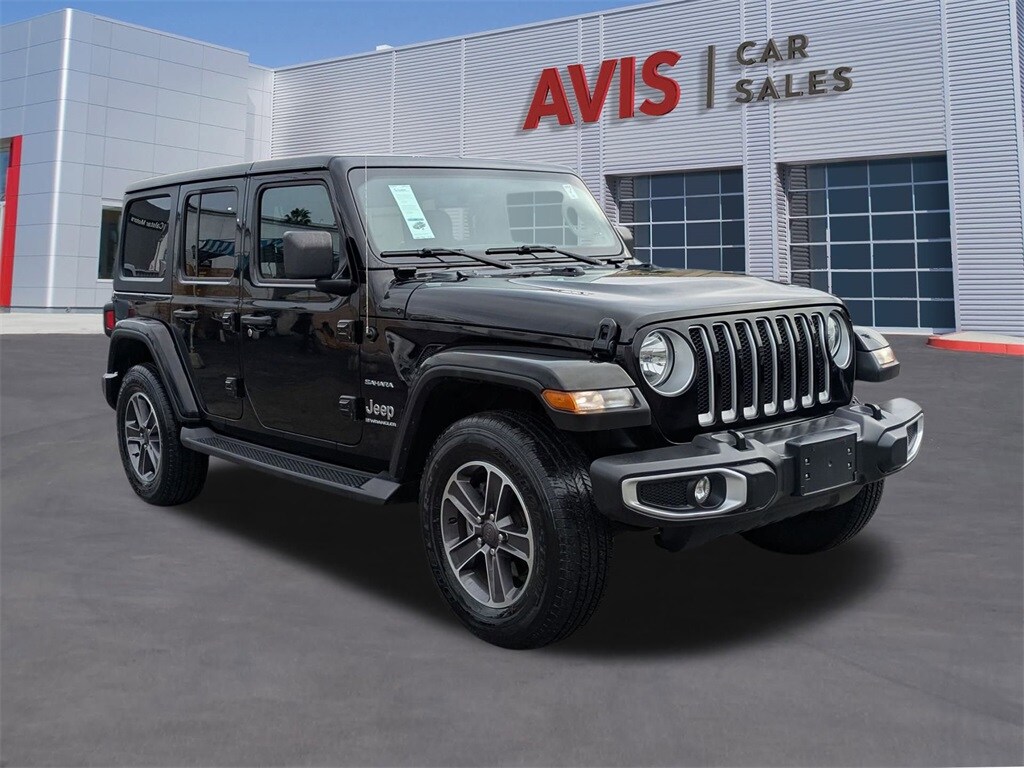 2023 Jeep Wrangler Sahara photo 3