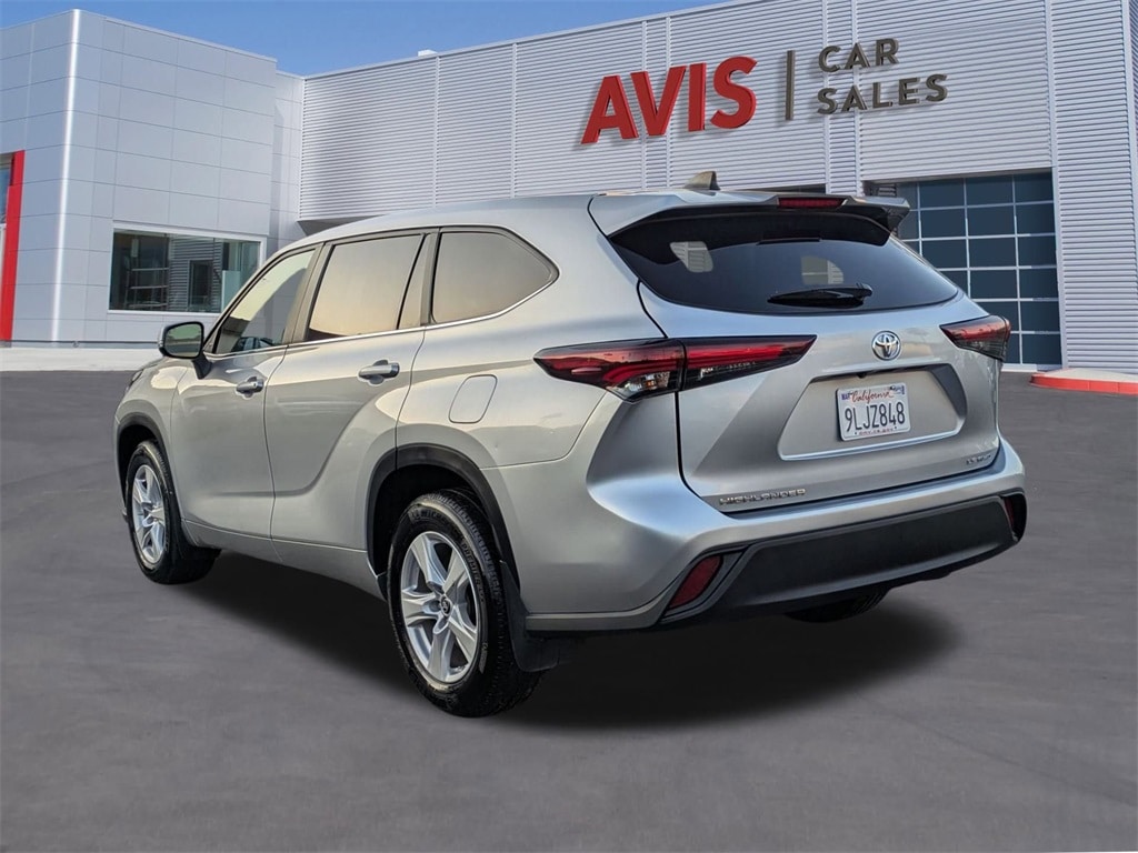 Thumbnail: 2024 Toyota Highlander - 9