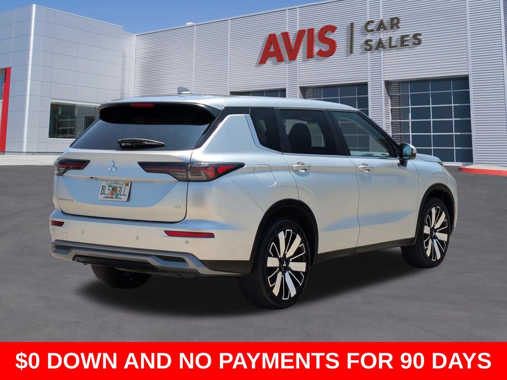 Thumbnail: 2025 Mitsubishi Outlander - 6