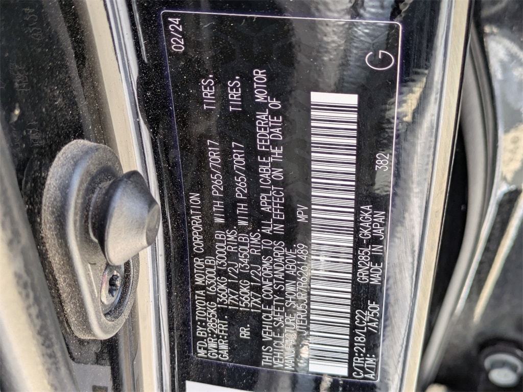 Thumbnail: 2024 Toyota 4Runner - 32