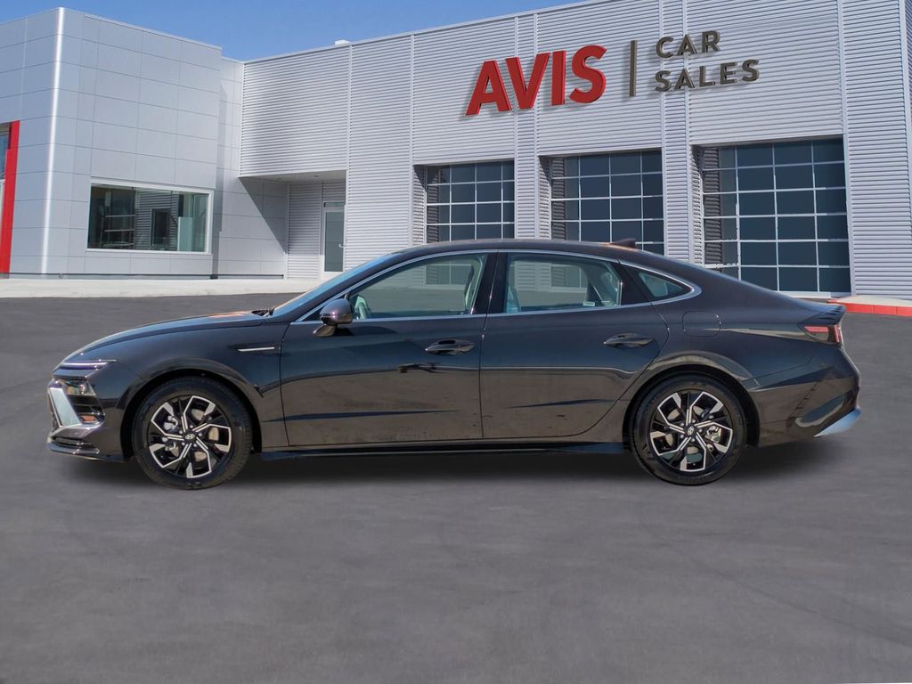 Thumbnail: 2025 Hyundai Sonata - 10