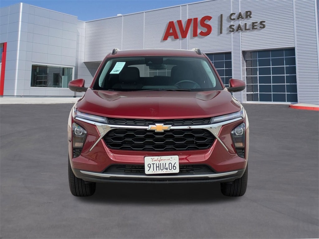 Thumbnail: 2025 Chevrolet Trax - 2