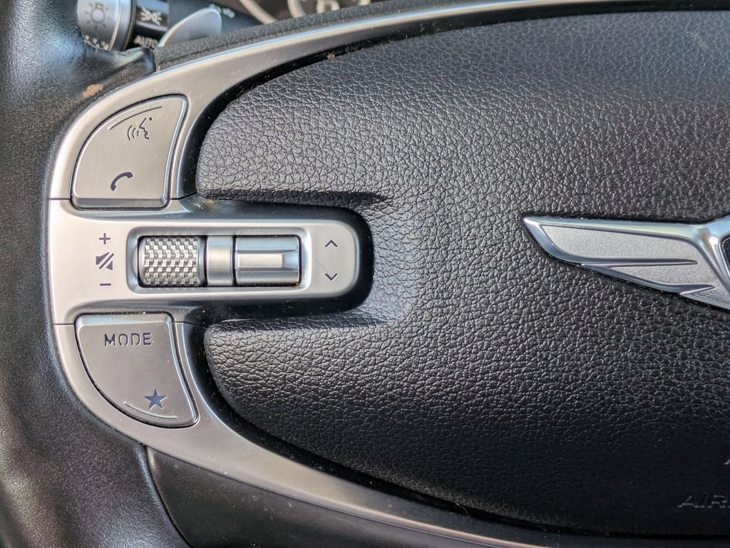 Thumbnail: 2024 Genesis GV80 - 20