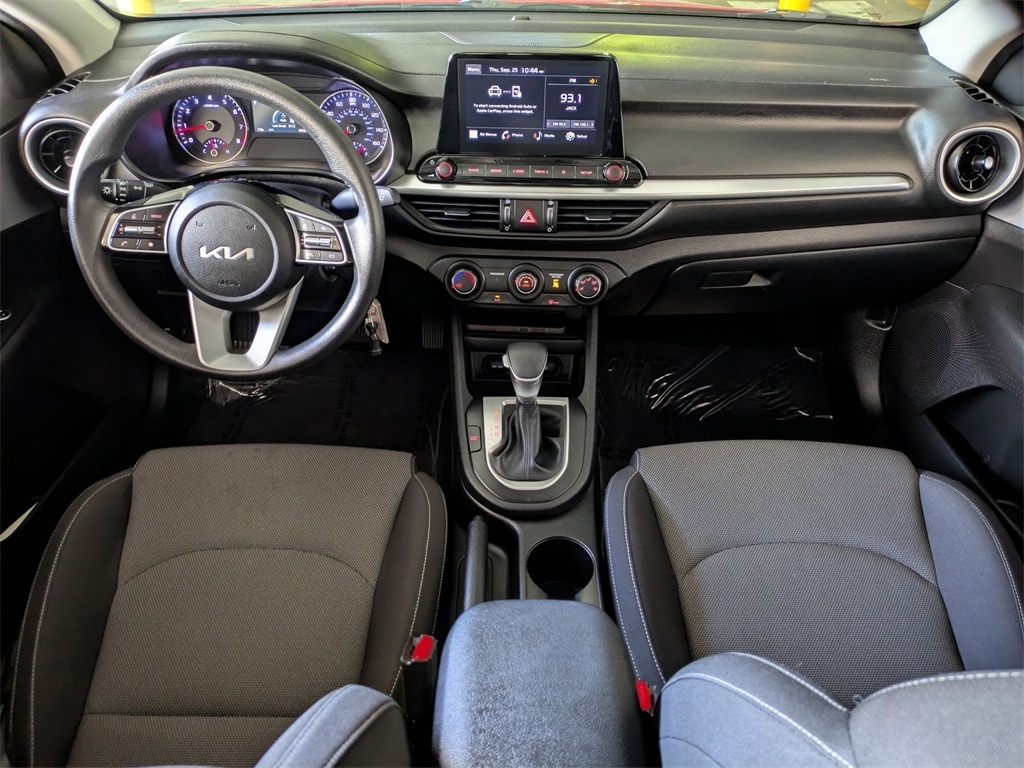 Thumbnail: 2024 Kia Forte - 25