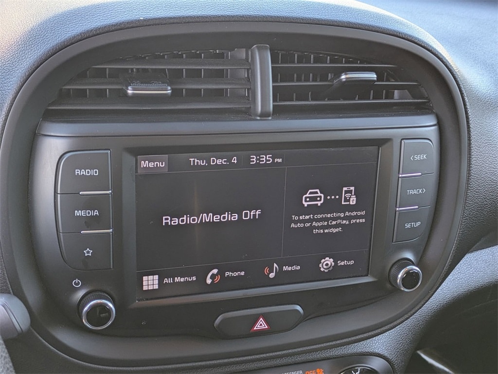 Thumbnail: 2023 Kia Soul - 17