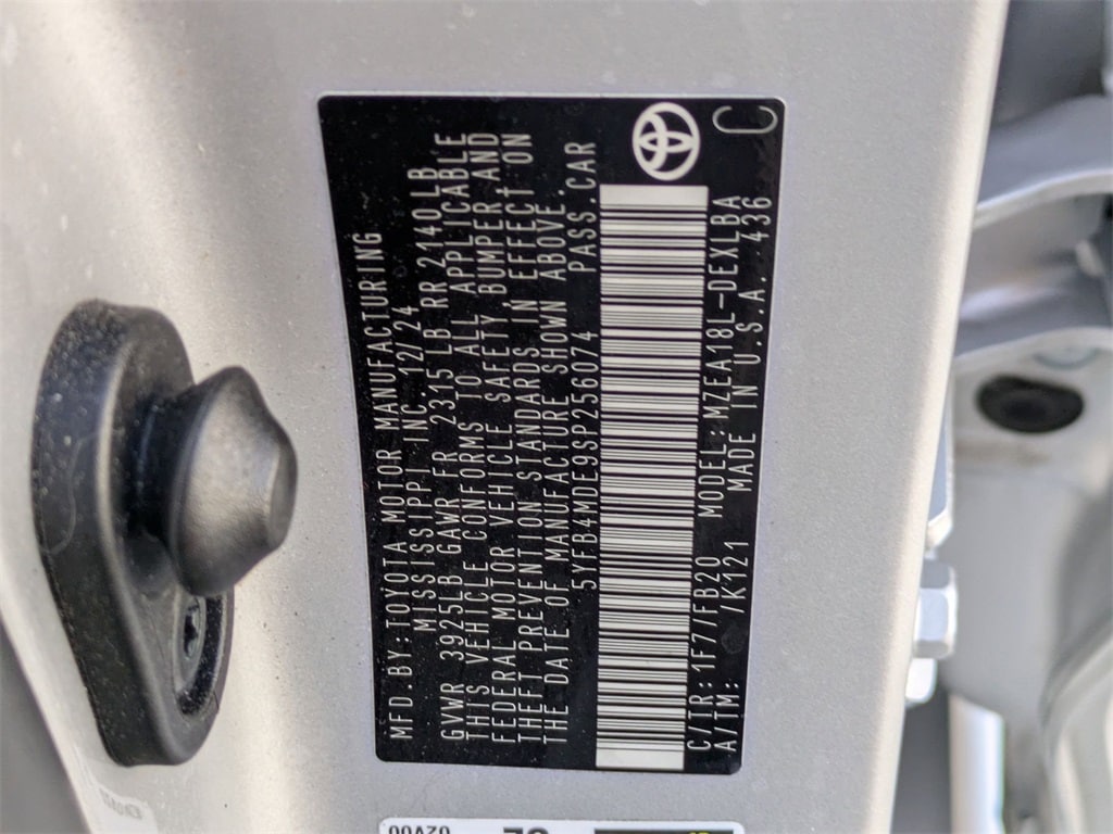 Thumbnail: 2025 Toyota Corolla - 32