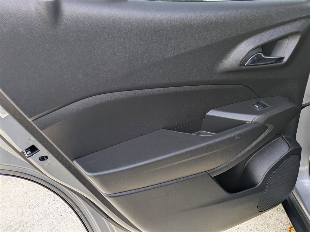 Thumbnail: 2025 Chevrolet Trax - 26