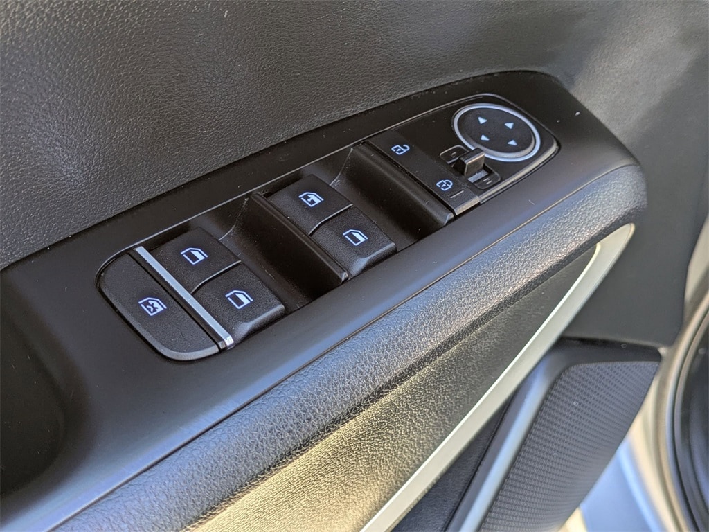 Thumbnail: 2023 Kia Soul - 13