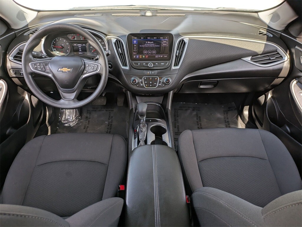 Thumbnail: 2023 Chevrolet Malibu - 25