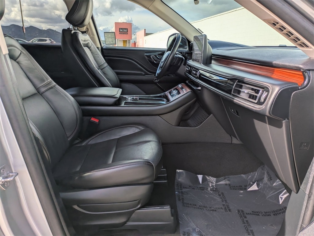 Thumbnail: 2024 Lincoln Aviator - 33