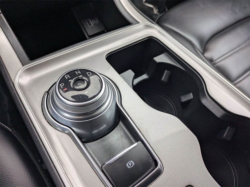 Thumbnail: 2024 Ford Edge - 20