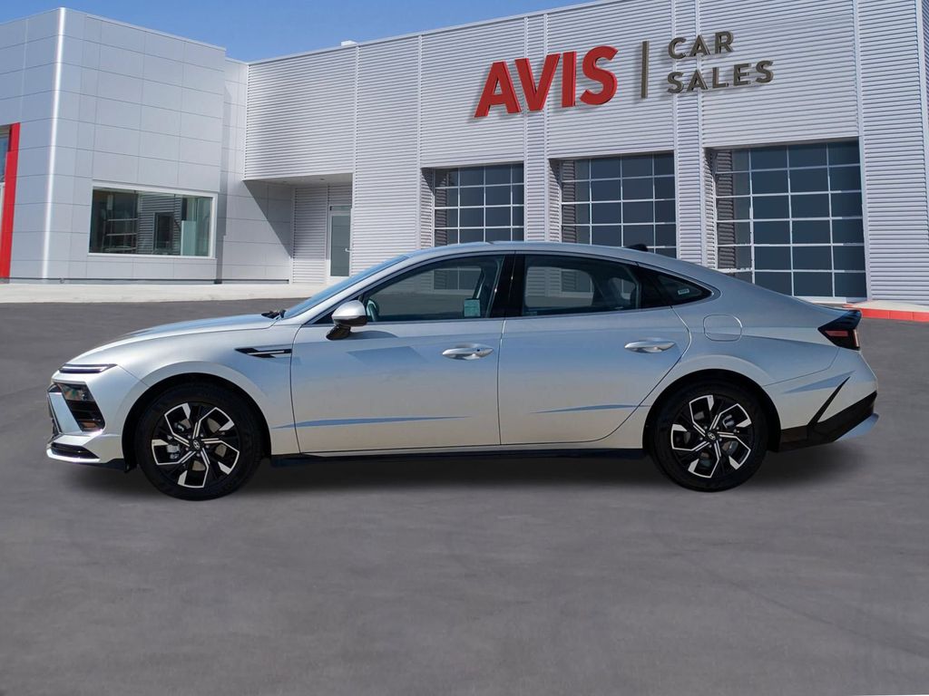 Thumbnail: 2025 Hyundai Sonata - 10