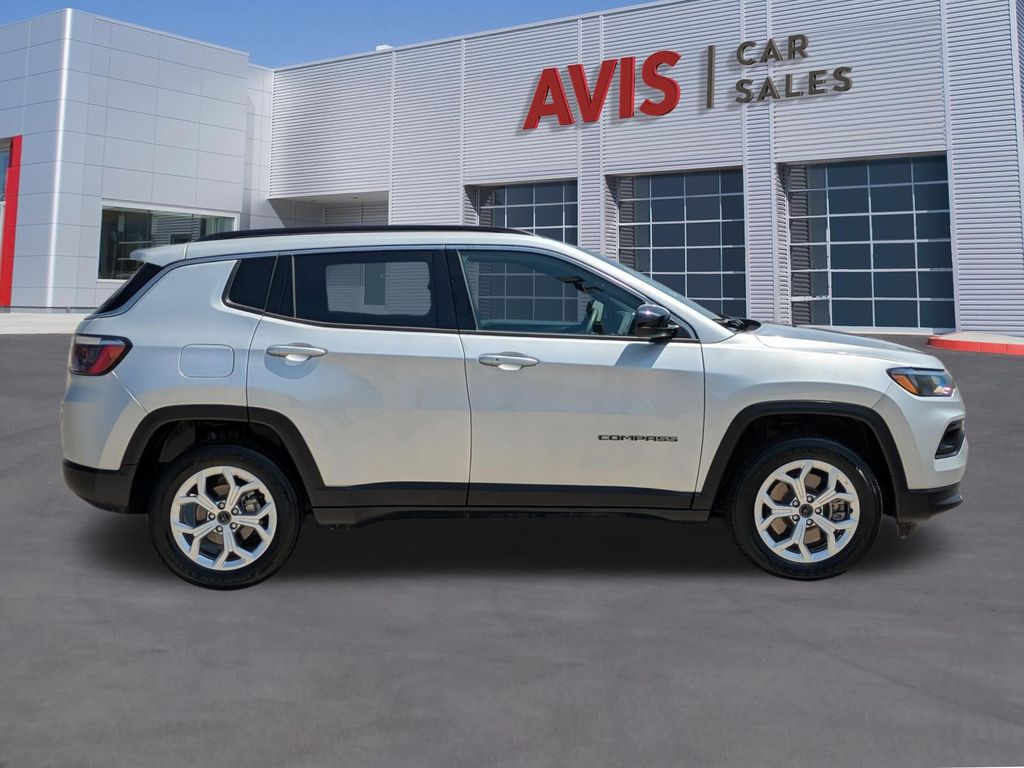 Thumbnail: 2025 Jeep Compass - 5